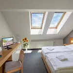 Lidovy Dum Hotel
